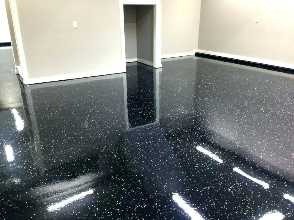 Black flake epoxy garage floor in Clarksville, TN