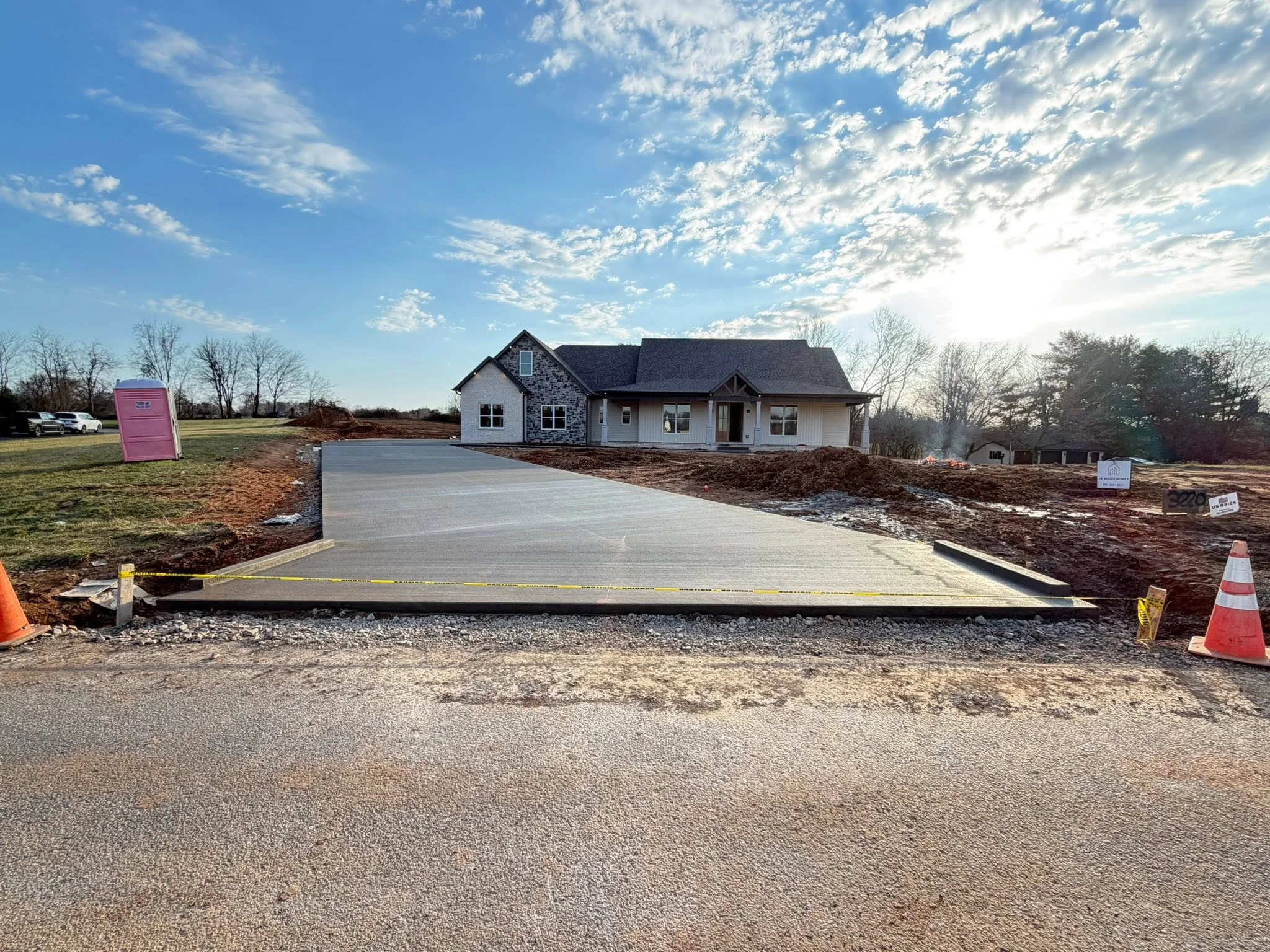New concrete driveway entrance in Clarksville, TN