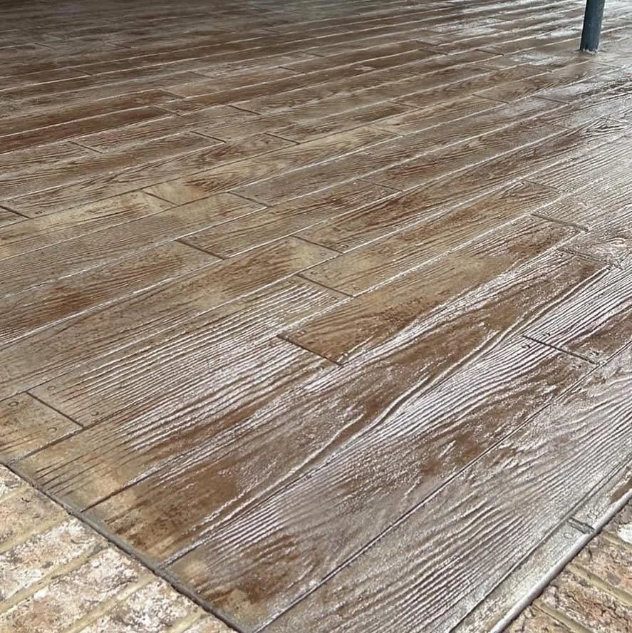 Wood-plank stamped concrete surface in Clarksville, TN