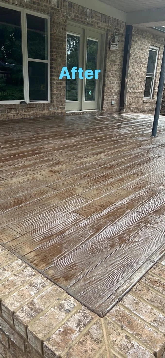 Finished wood-plank stamped concrete patio in Clarksville, TN